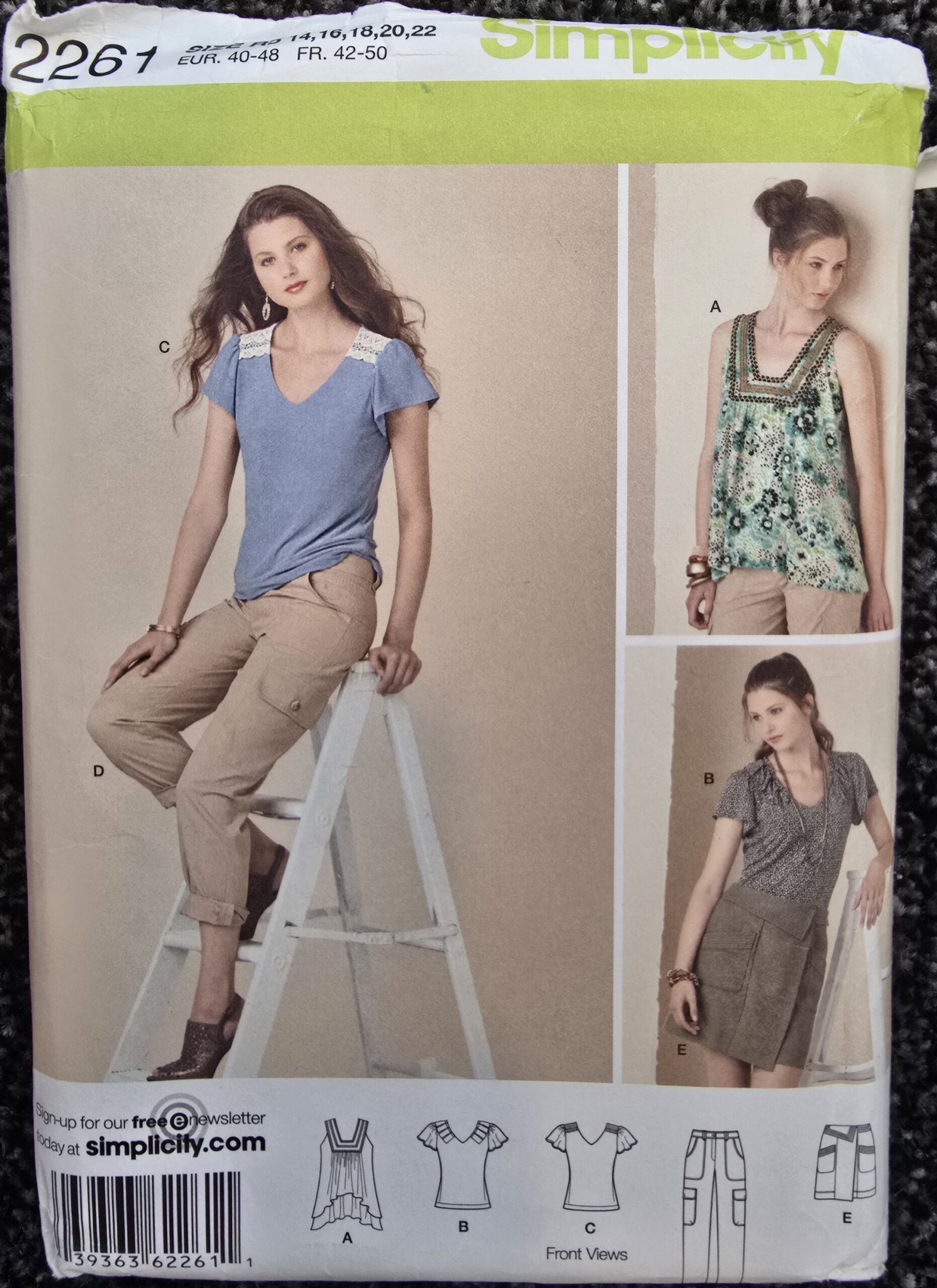 Simplicity 2261