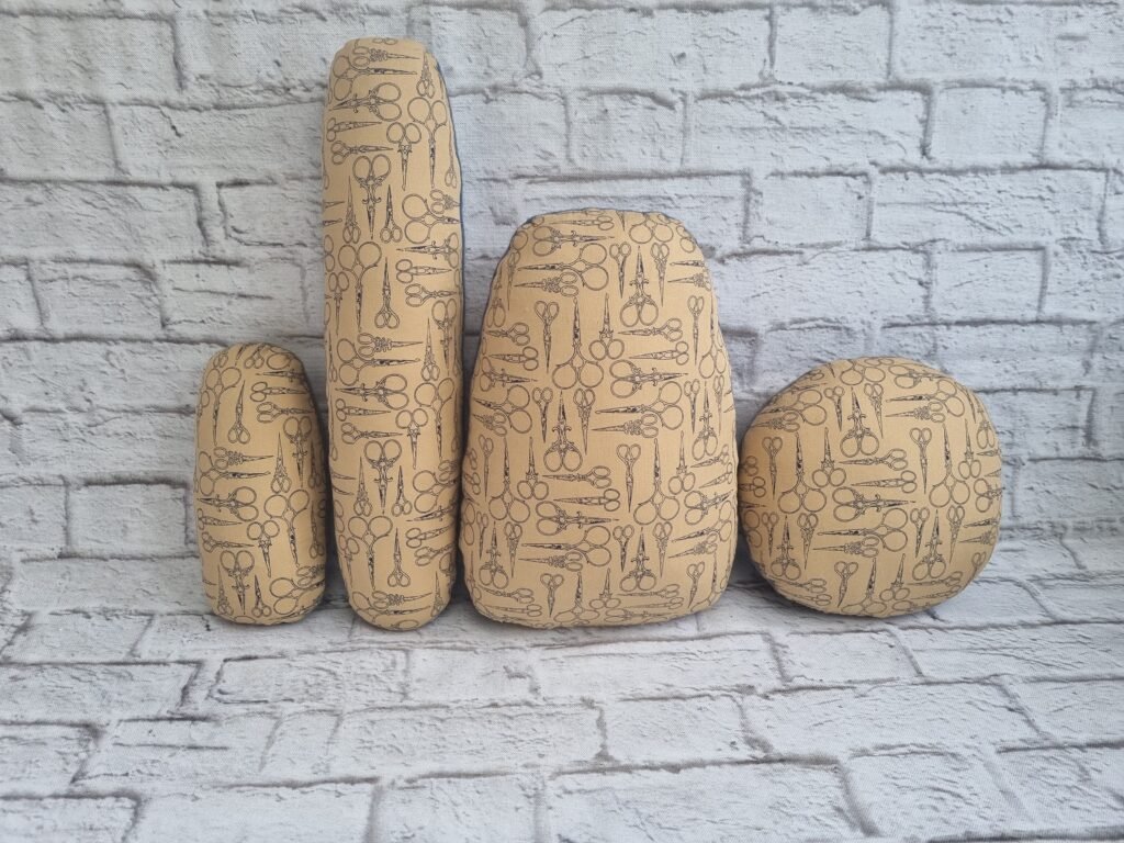 Tailors sewing ham set