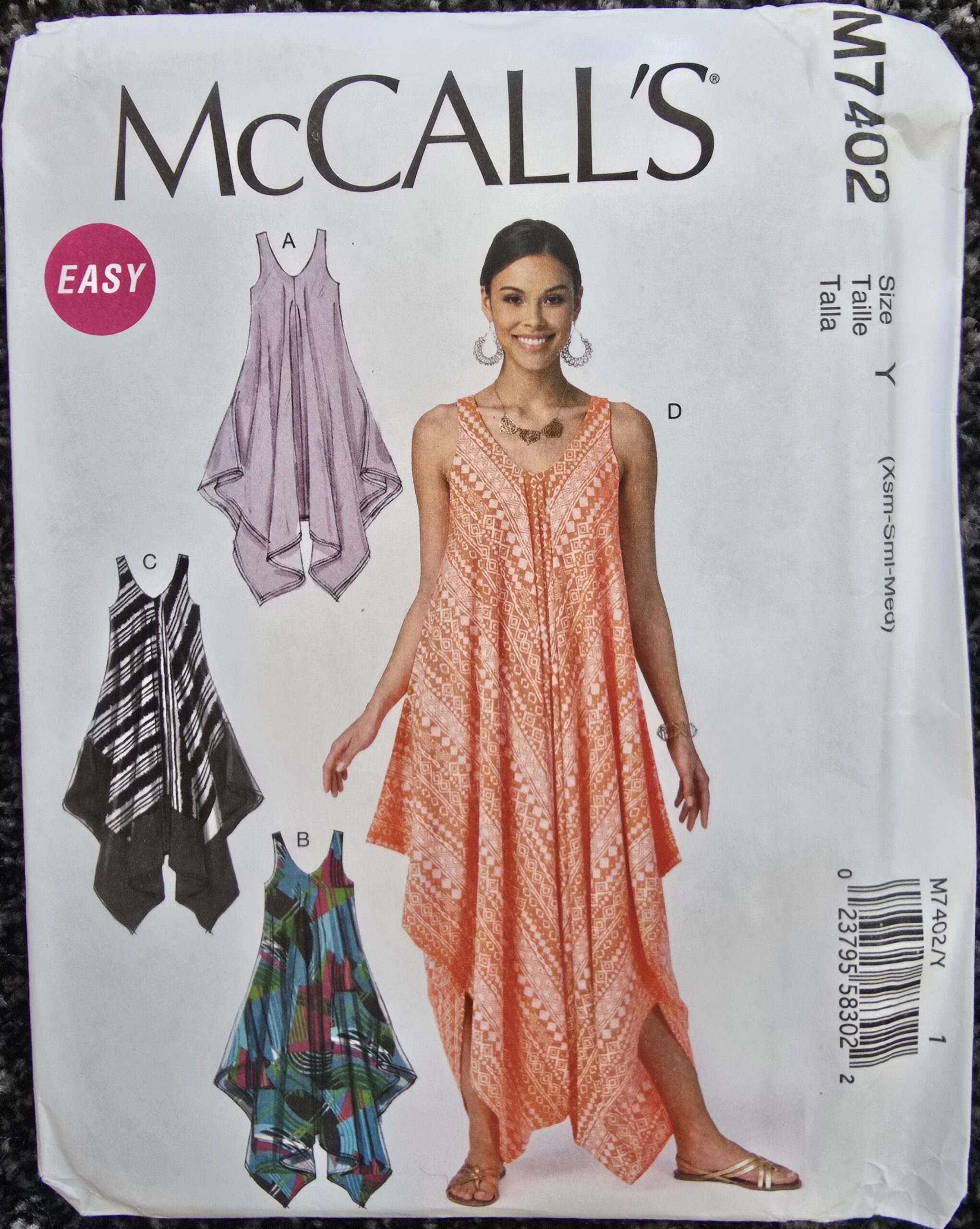 McCalls M7402